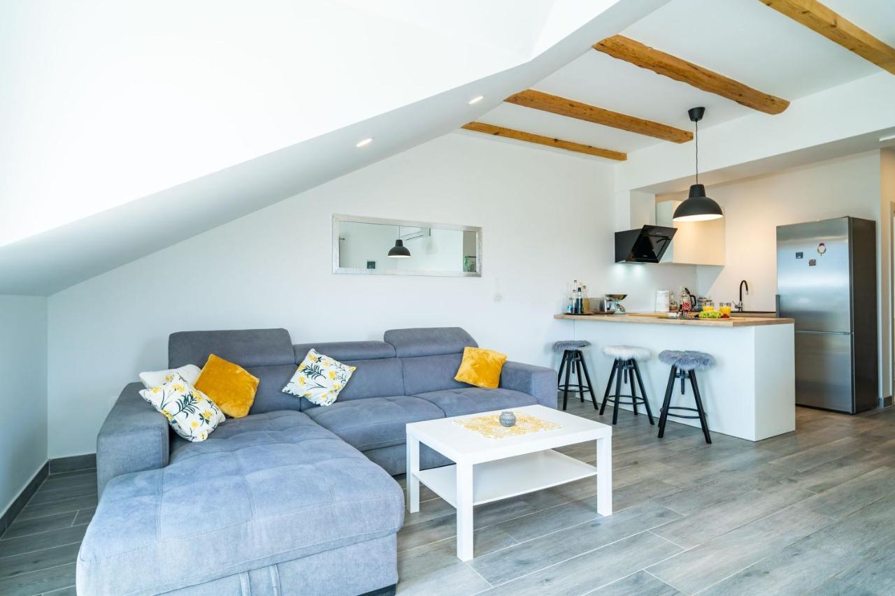 Apartments Amalija Čilipi Eksteriør bilde