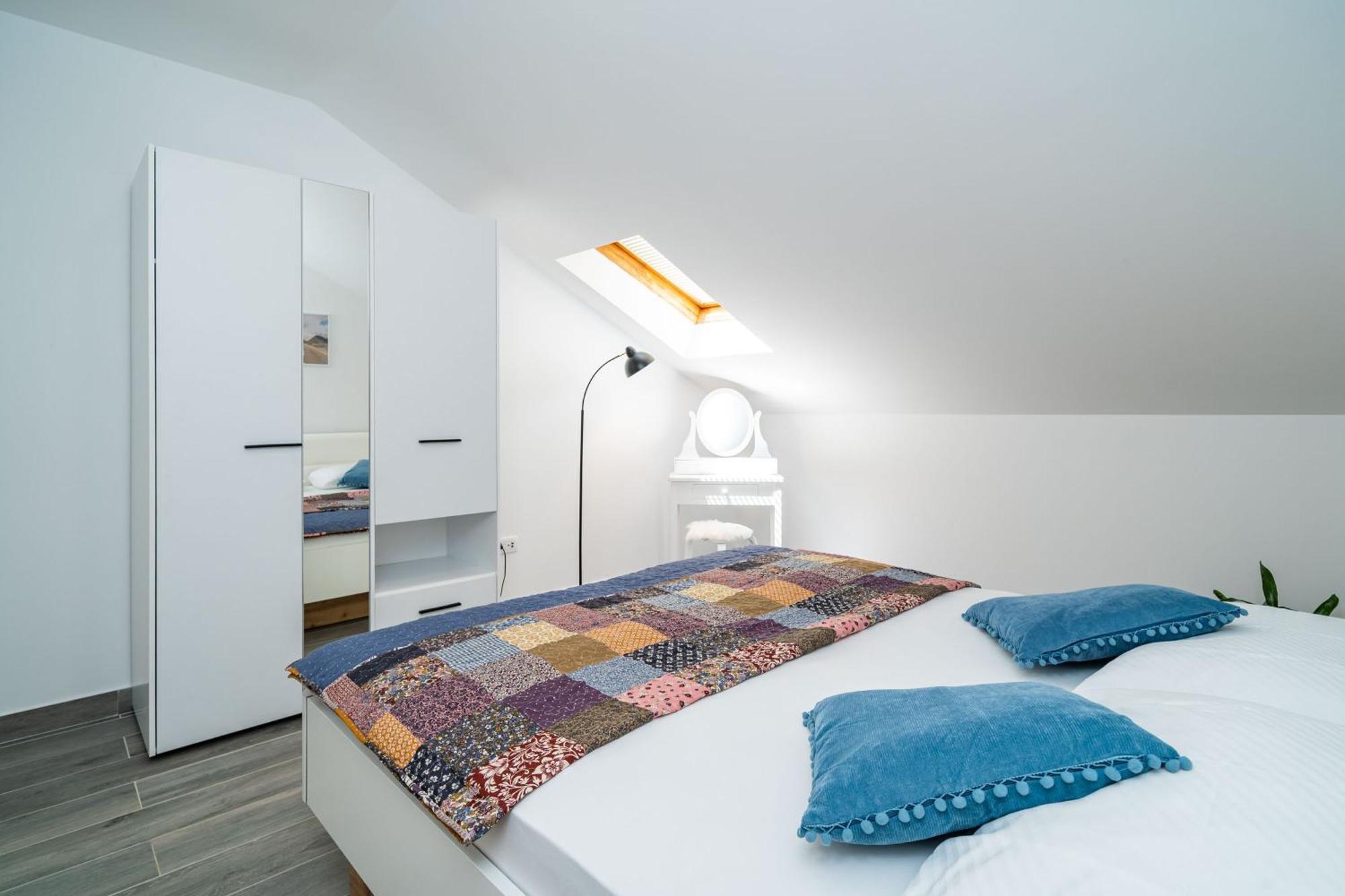 Apartments Amalija Čilipi Rom bilde
