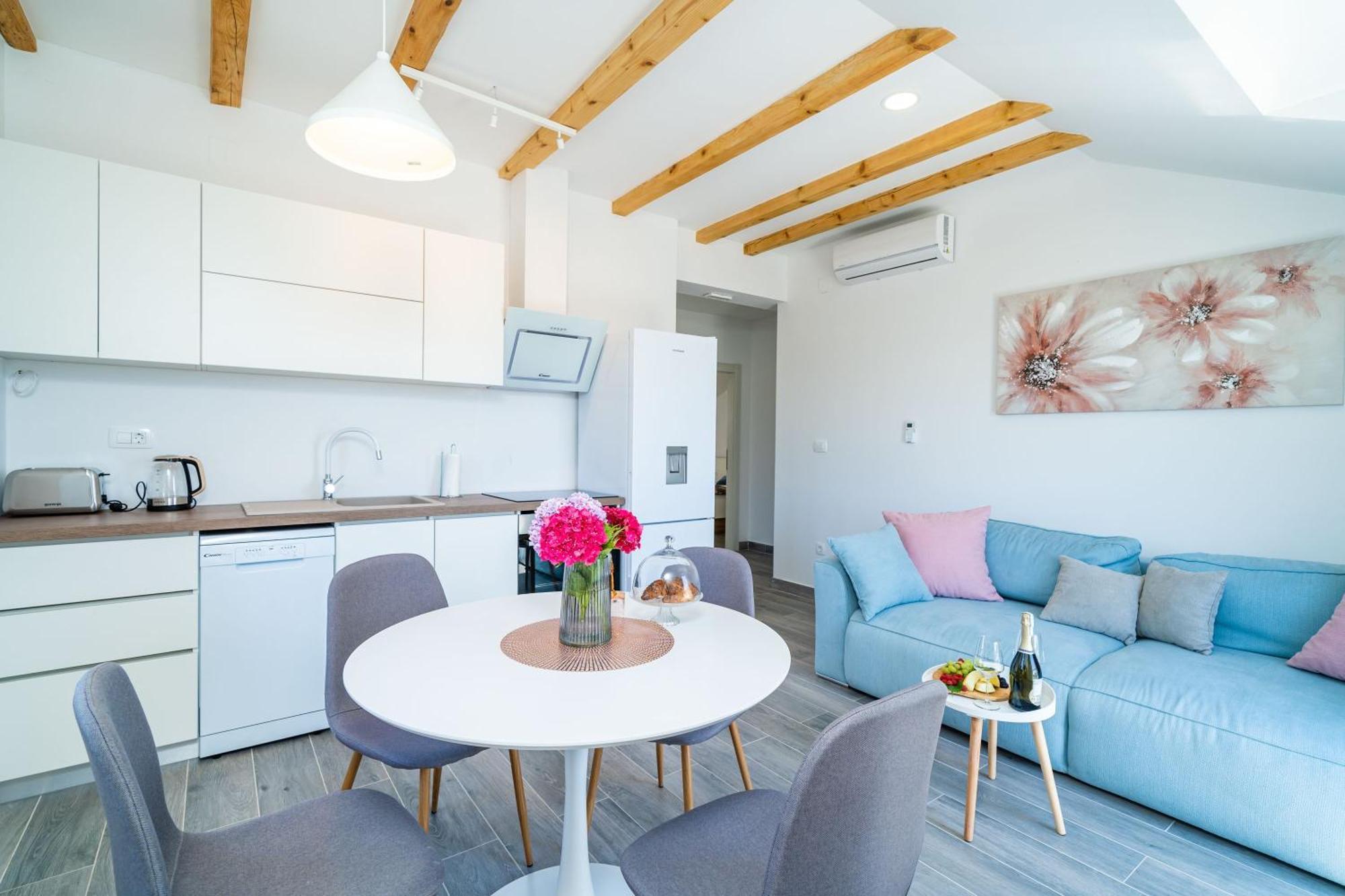 Apartments Amalija Čilipi Rom bilde